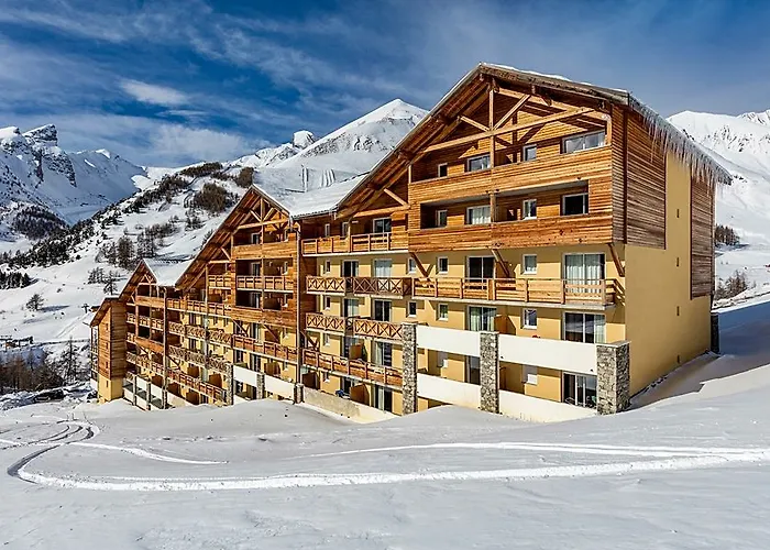 Les Cimes Du Val D'allos 3*