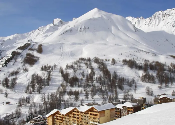 Aparthotel Les Cimes Du Val D'allos 3*