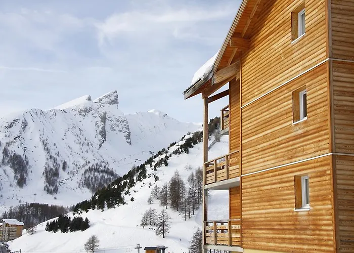 Les Cimes Du Val D'allos 3*